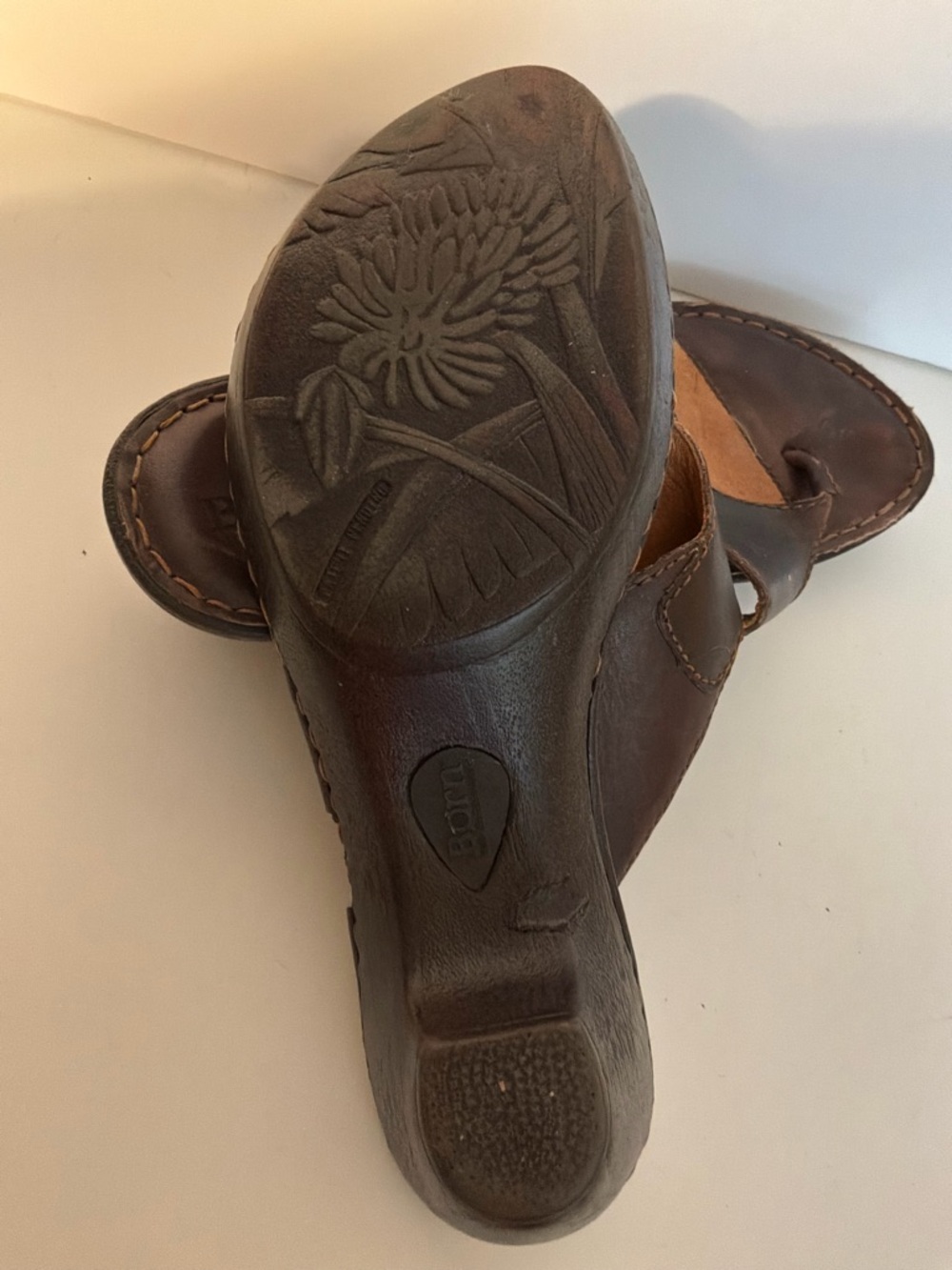 BORN…Leather Sandals - Picture 9 of 10